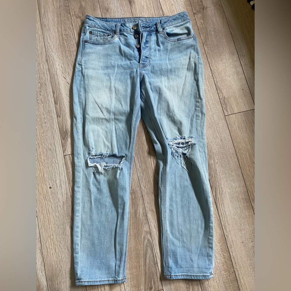 American eagle vintage high rise jeans, size 10, great condition